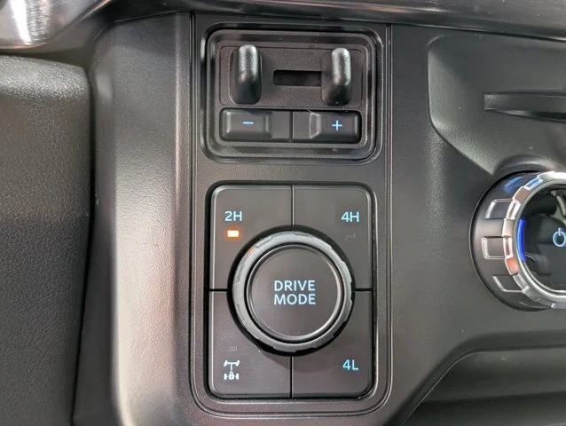 New 2026 Carbonized Gray Metallic Ford F-250® Lariat® image 43