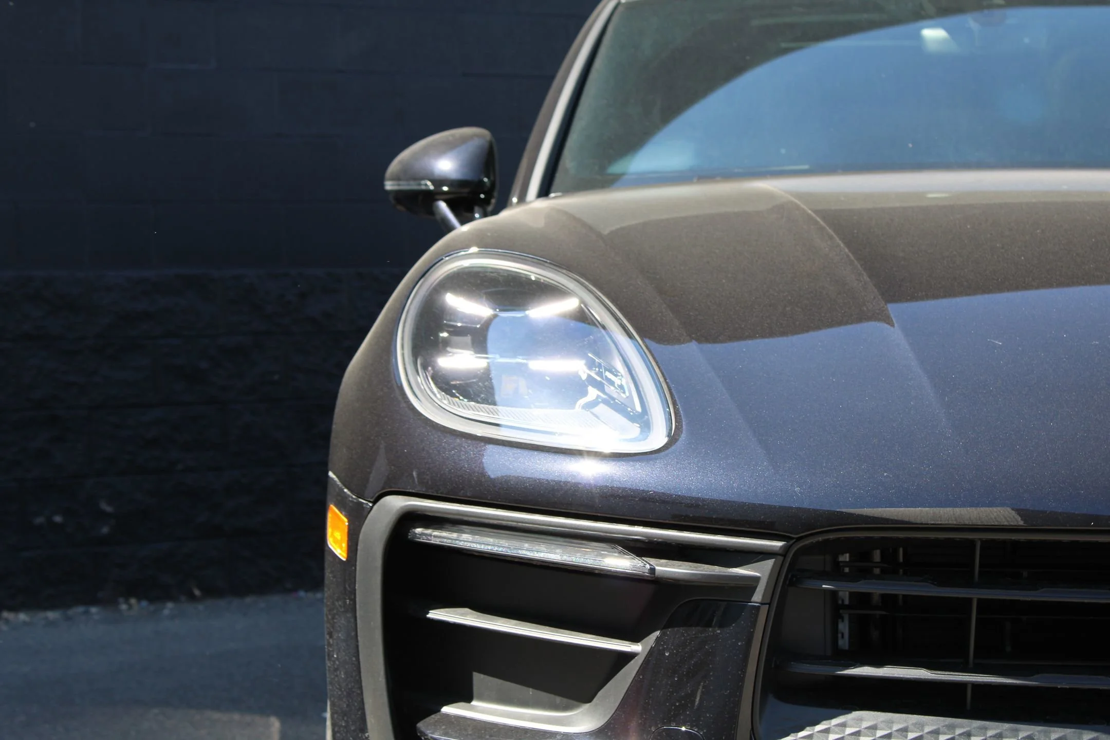 2025 Porsche Macan - Photo 12