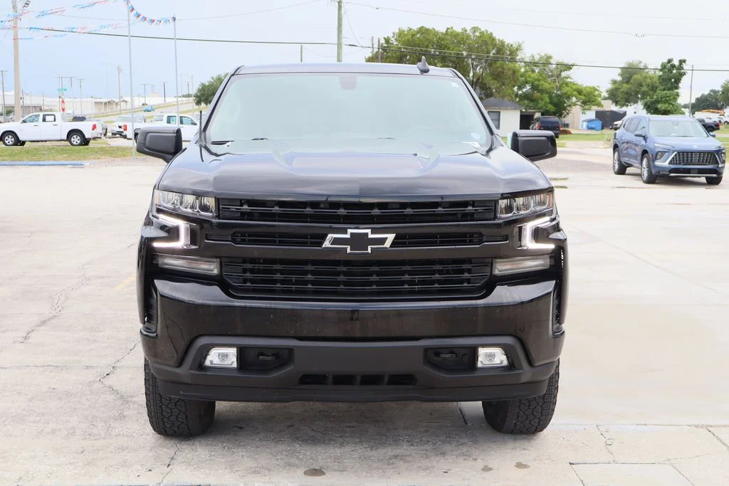 Used 2021 Black Chevrolet RST image 4