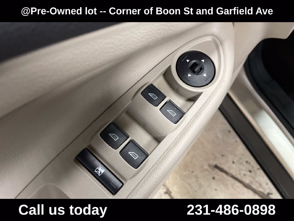 Used 2018 Gold Ford SE image 15