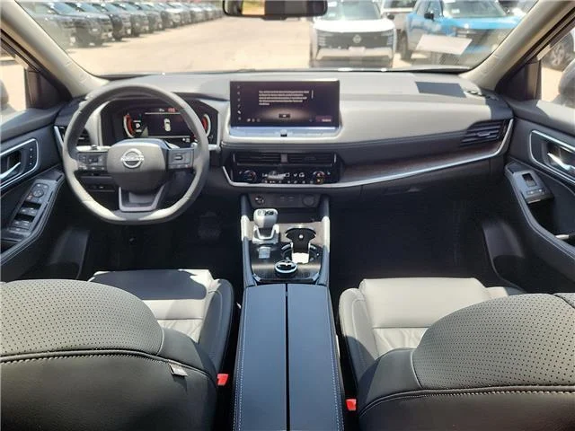New 2026 KAD Gun Metall Nissan Platinum All-Wheel Drive 2026.5 image 7