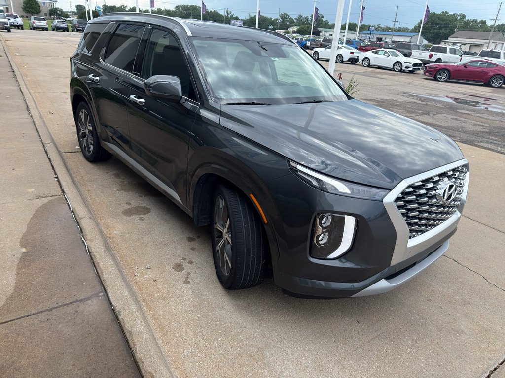 Used 2022 Rainforest Hyundai Limited image 3