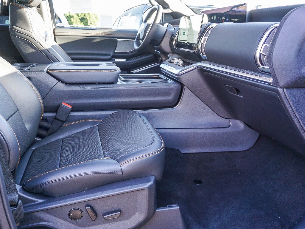 New 2026 Agate Black Metallic Ford Tremor image 12