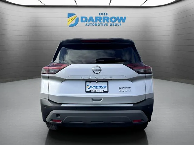 Used 2023 Silver Nissan SV image 4