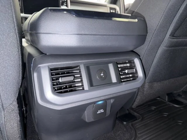 New 2026 Oxford White Ford XLT image 33