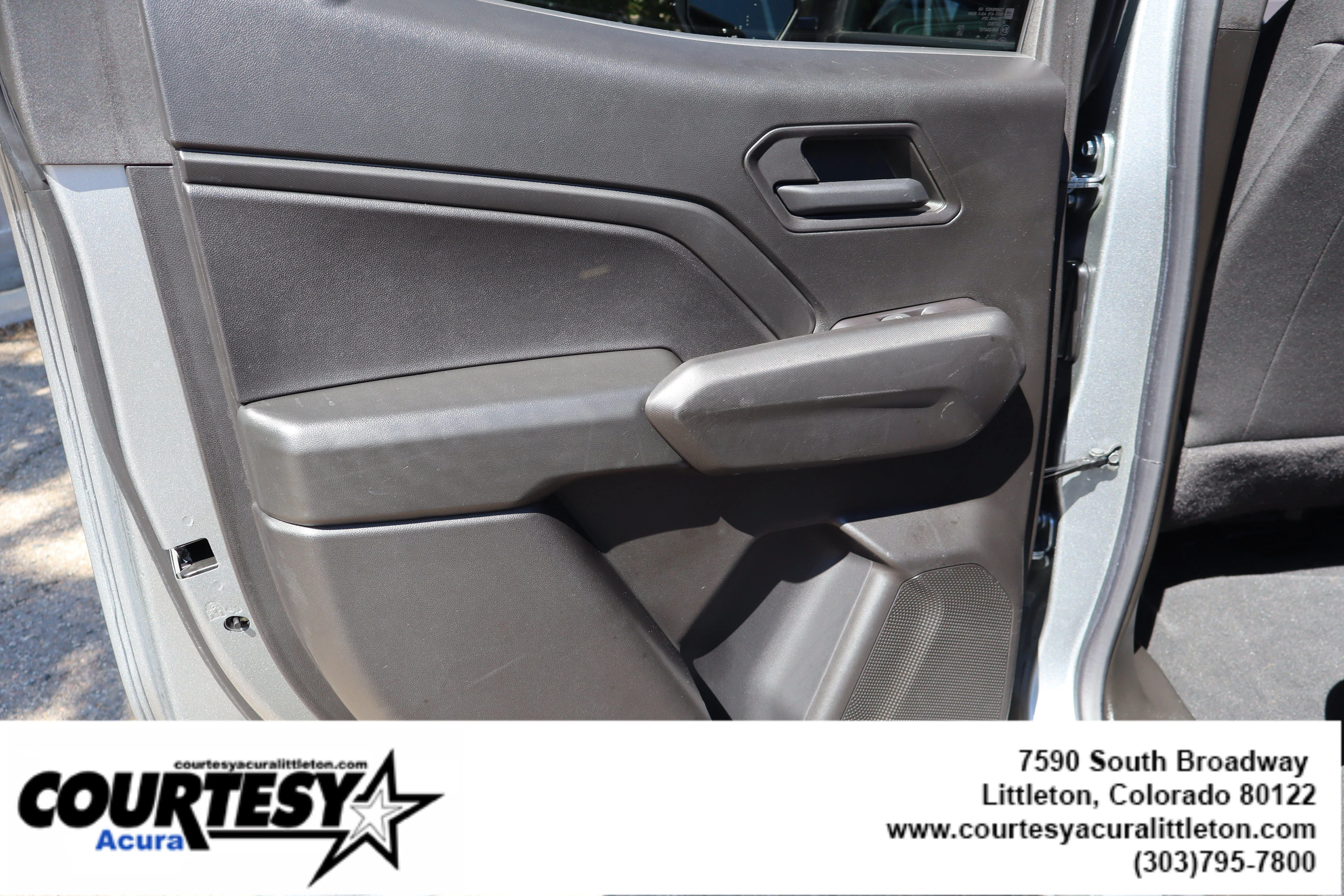 Used 2024 Sterling Gray Metallic Chevrolet 4WD Trail Boss image 26