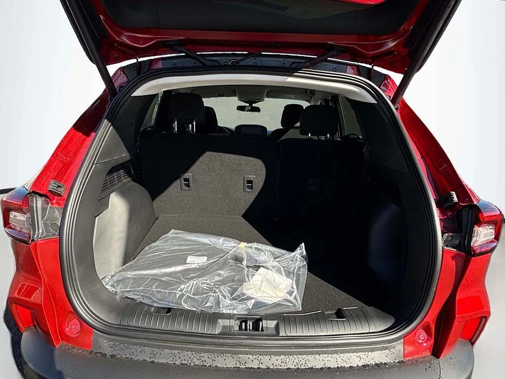 New 2026 Rapid Red Metallic Tinted Clearcoat Ford Active® image 17