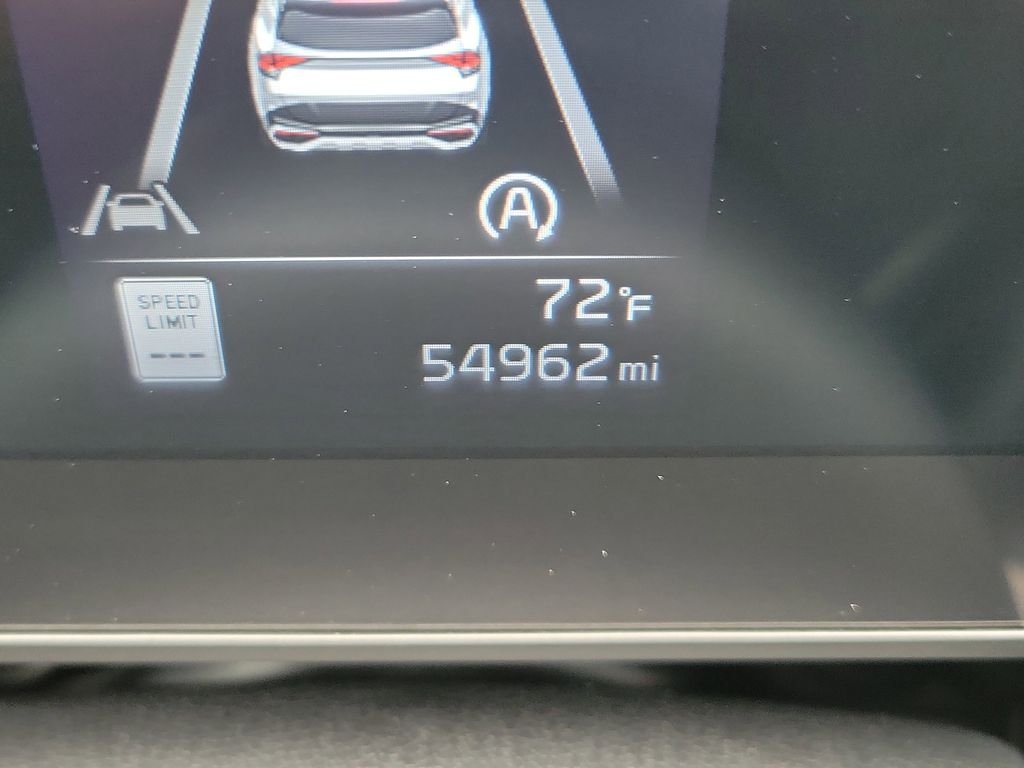 Used 2023 White Kia X-Line image 26