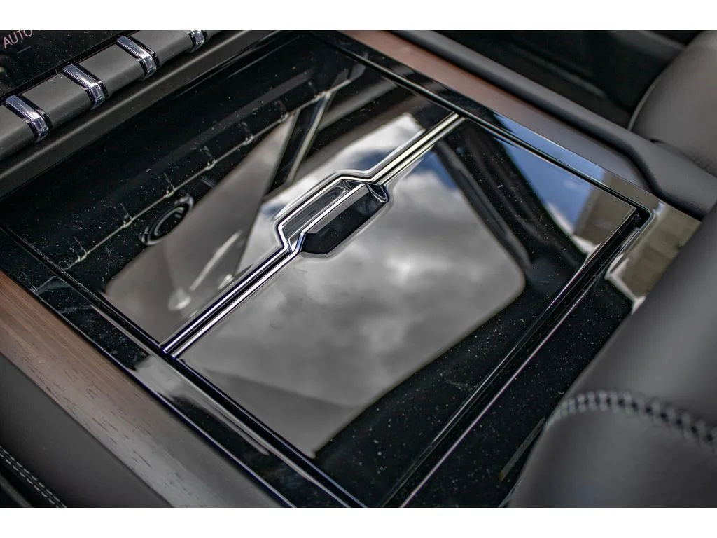 2026 GMC Yukon Denali - Photo 54