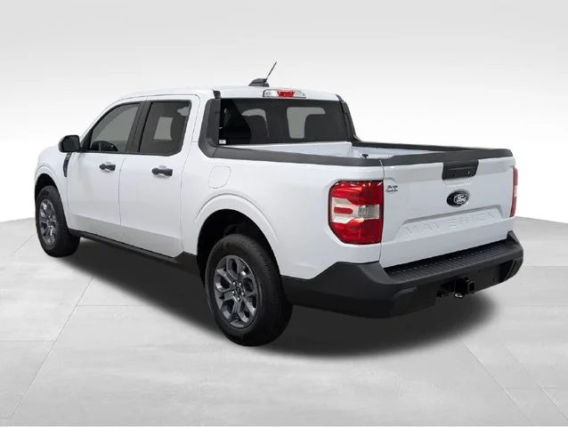 New 2026 Oxford White Ford XLT image 53
