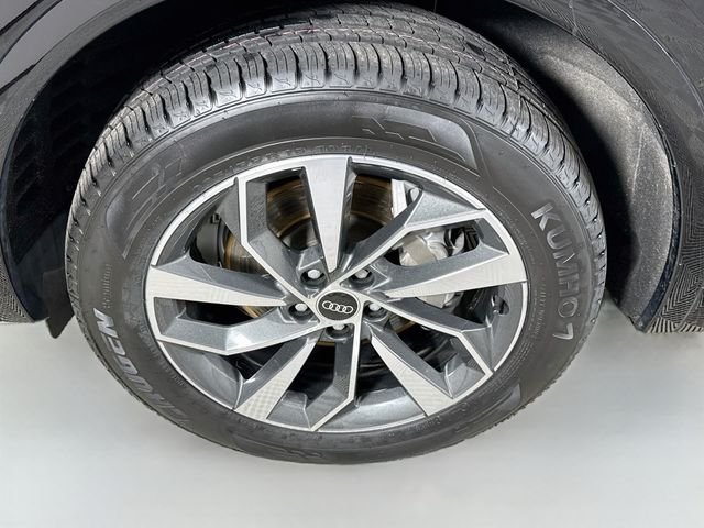 Used 2021 Brilliant Black Audi 45 Premium image 29