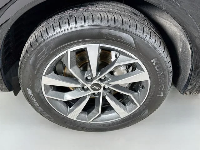 Used 2021  Audi 45 Premium image 29