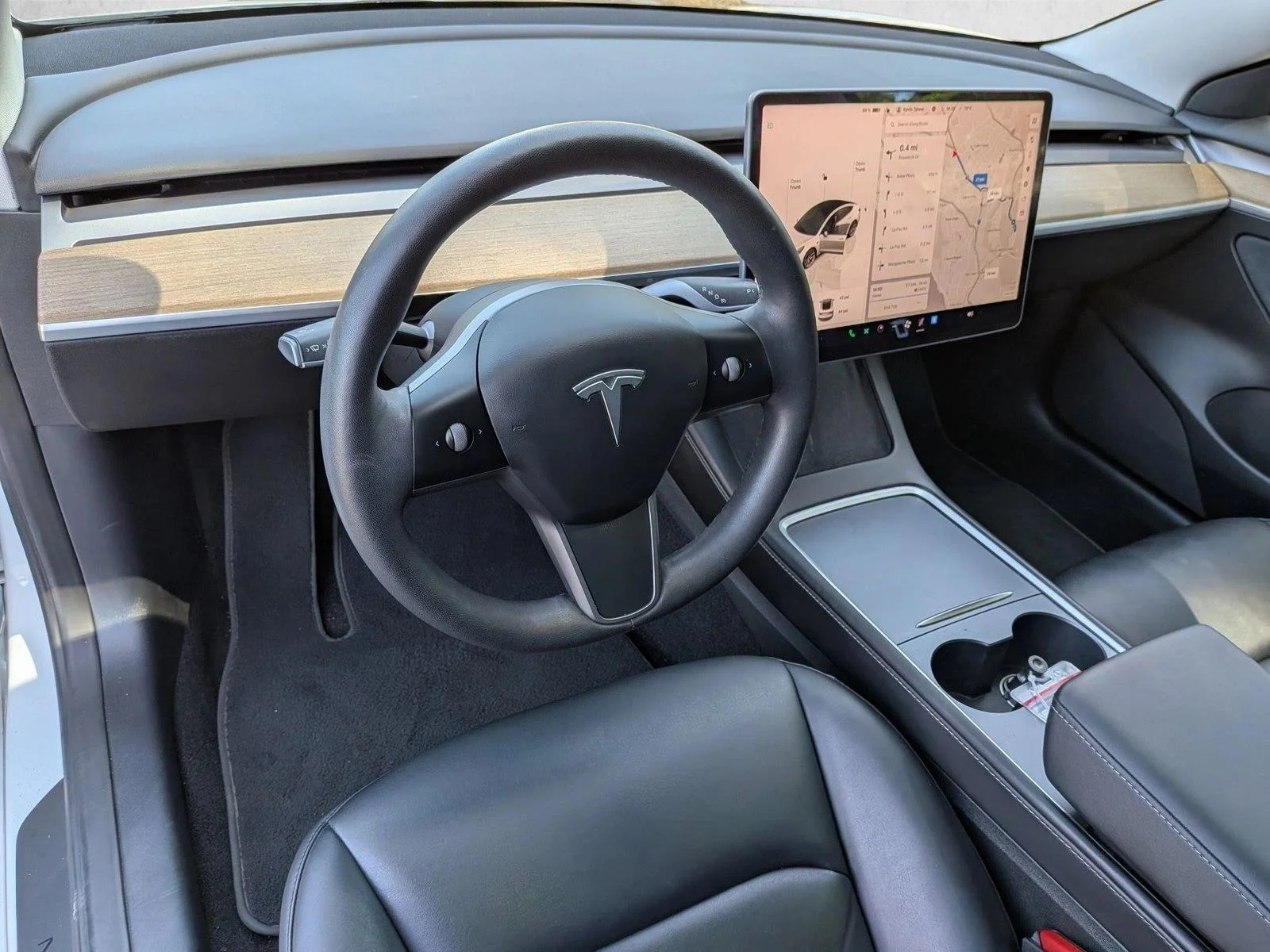 Used 2022 Pearl White Multi-Coat Tesla Long Range image 10