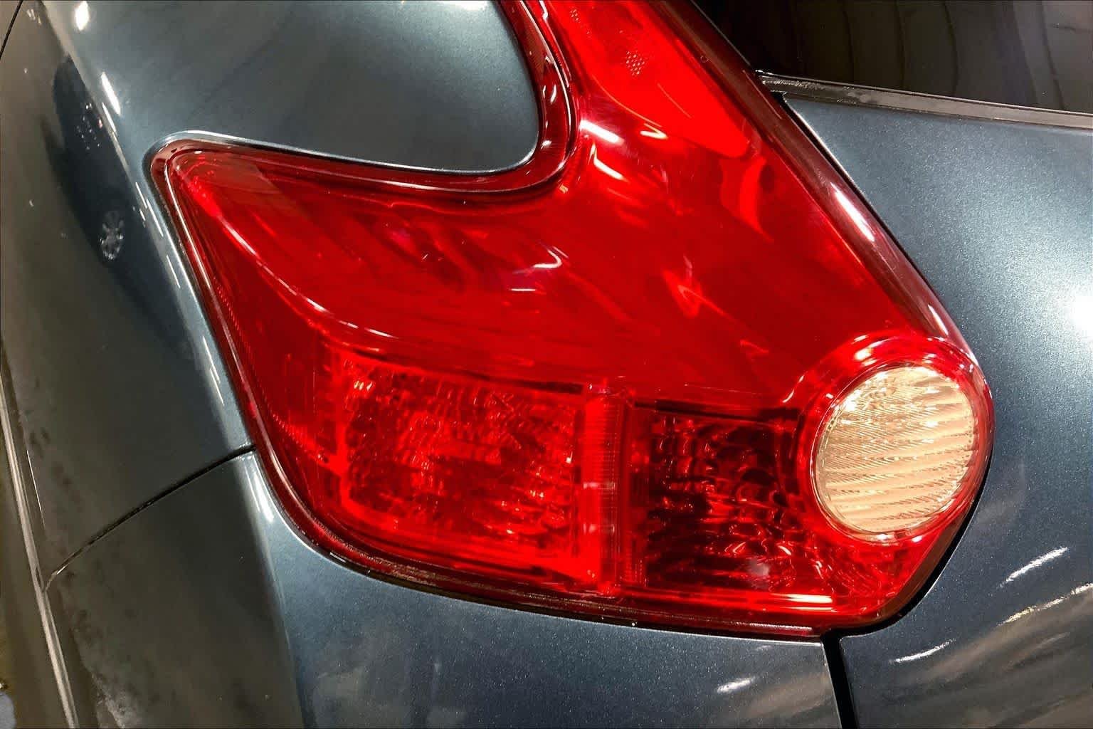 Used 2011 Graphite Blue Nissan SV image 27