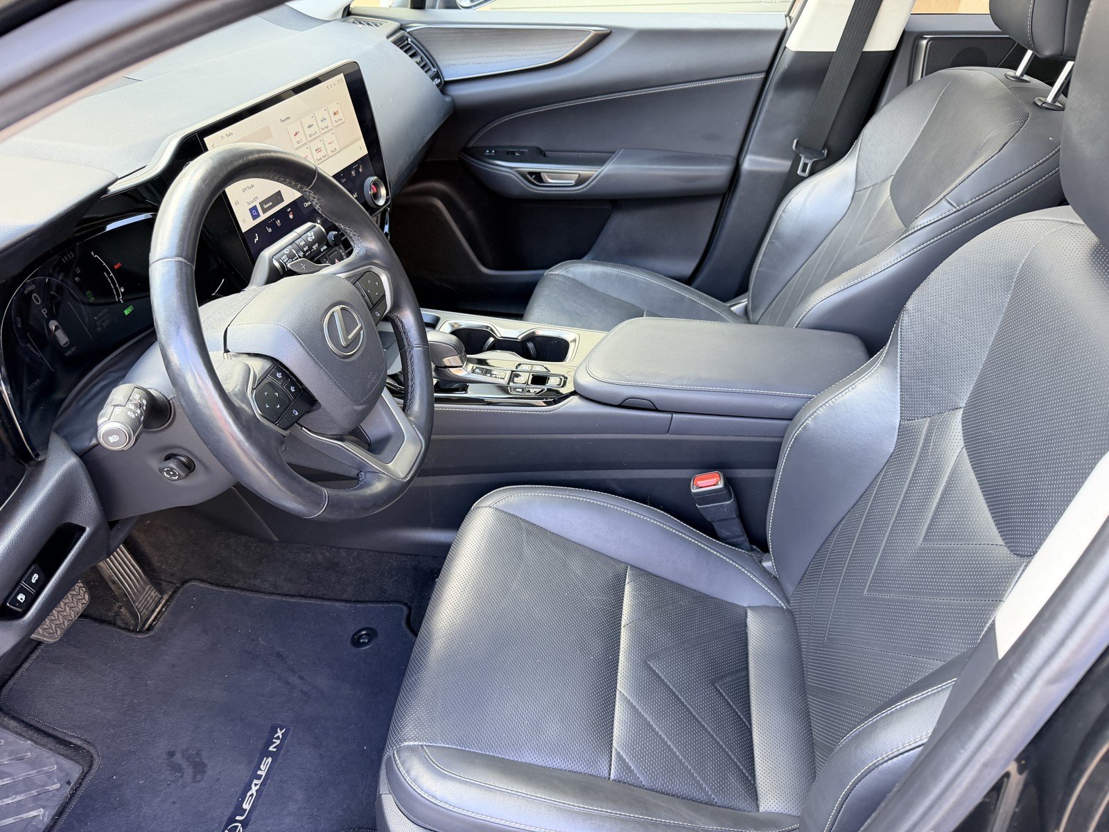 Used 2024 Black Lexus 450h+ Luxury image 17