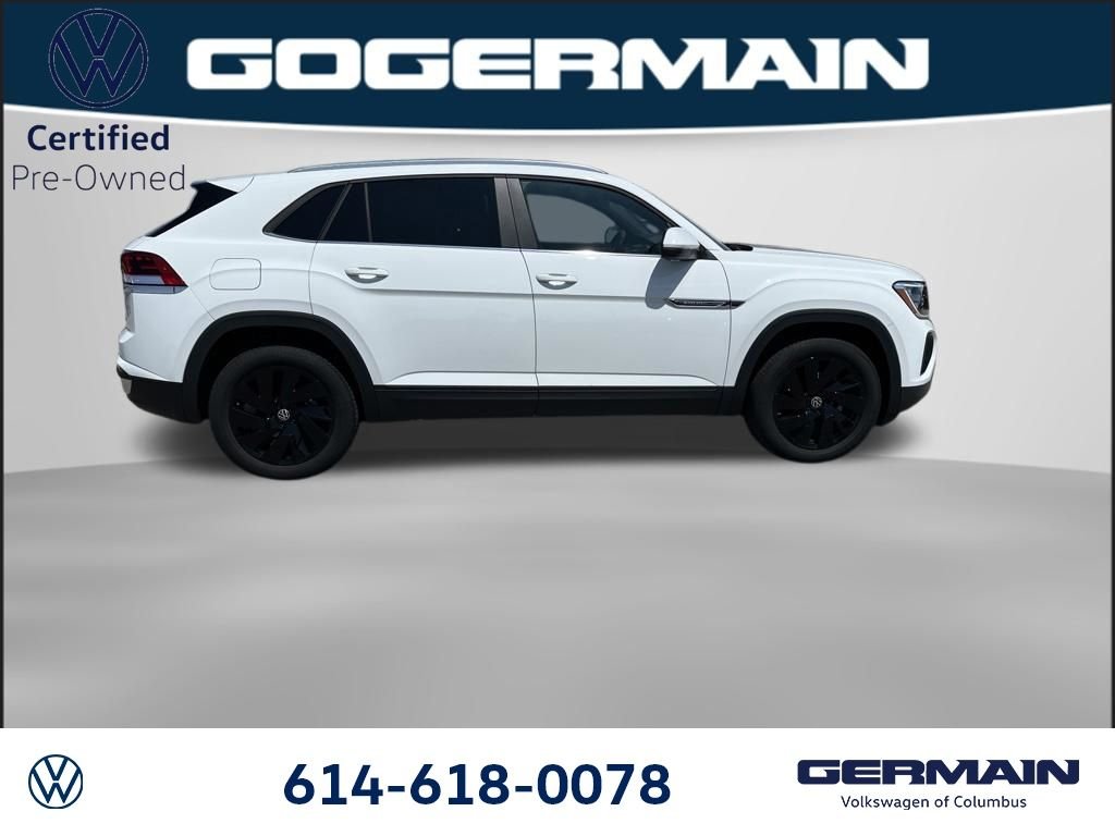 Used 2024 White Volkswagen 2.0T SE w/Technology image 9