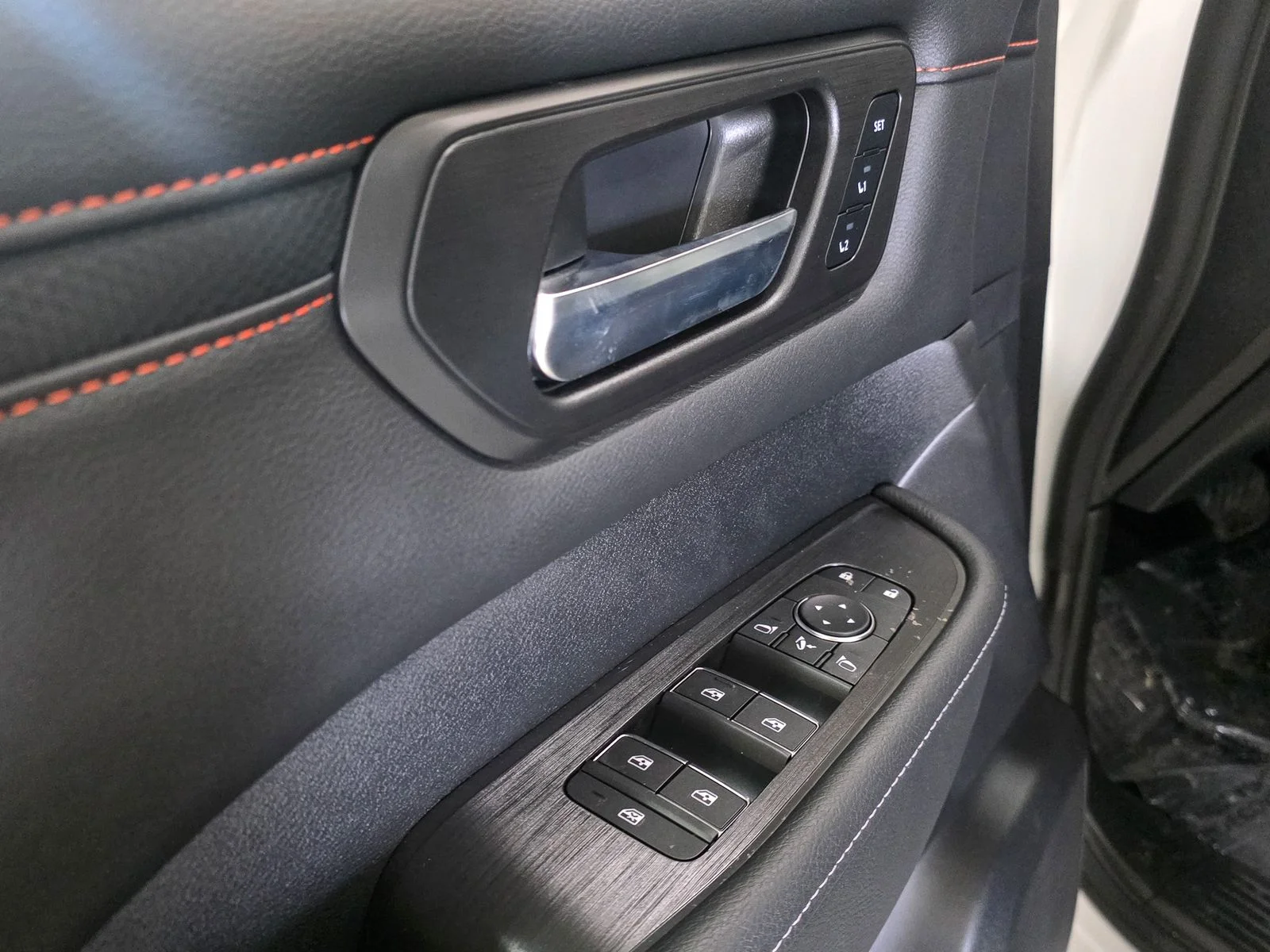 2026 Nissan Armada PRO-4X - Photo 19