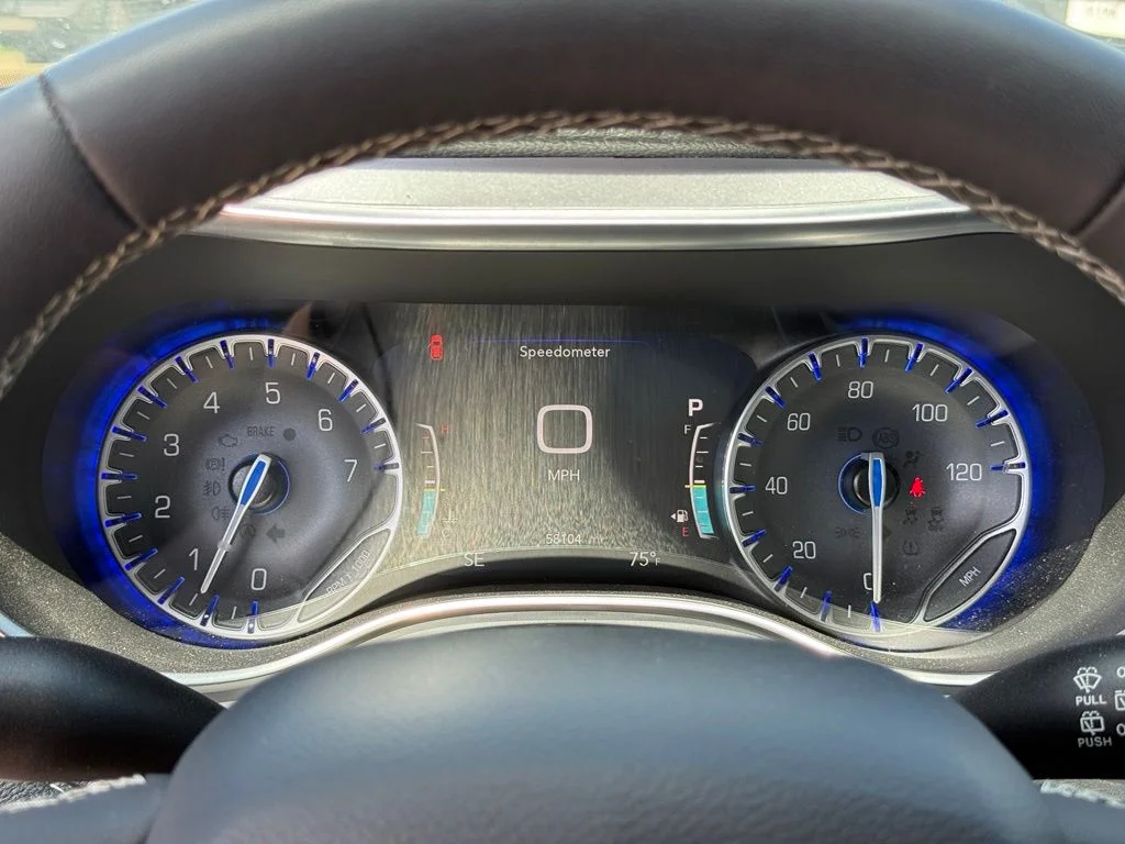 Used 2025 Black Chrysler Limited image 17