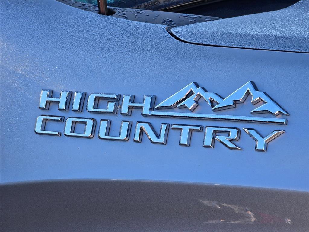 Used 2025 Sterling Gray Metallic Chevrolet High Country image 15