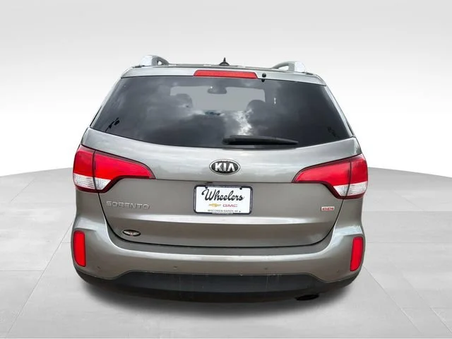 Used 2014 Gray Kia LX image 4