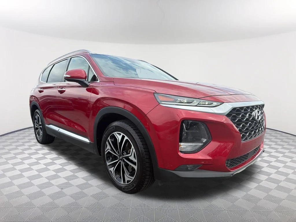 Used 2019 Red Hyundai Ultimate image 3