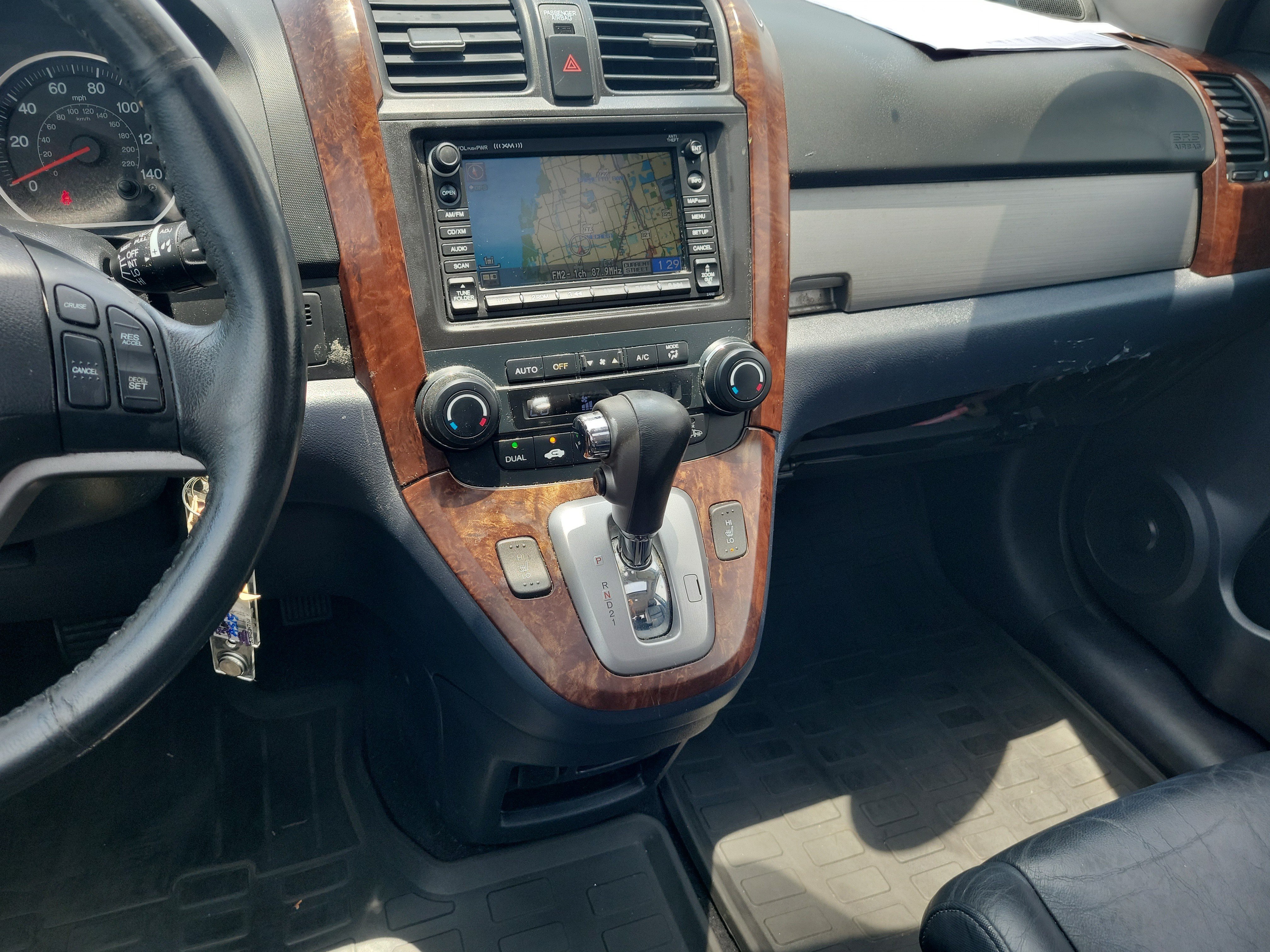 Used 2010 Gray Honda EX-L image 17