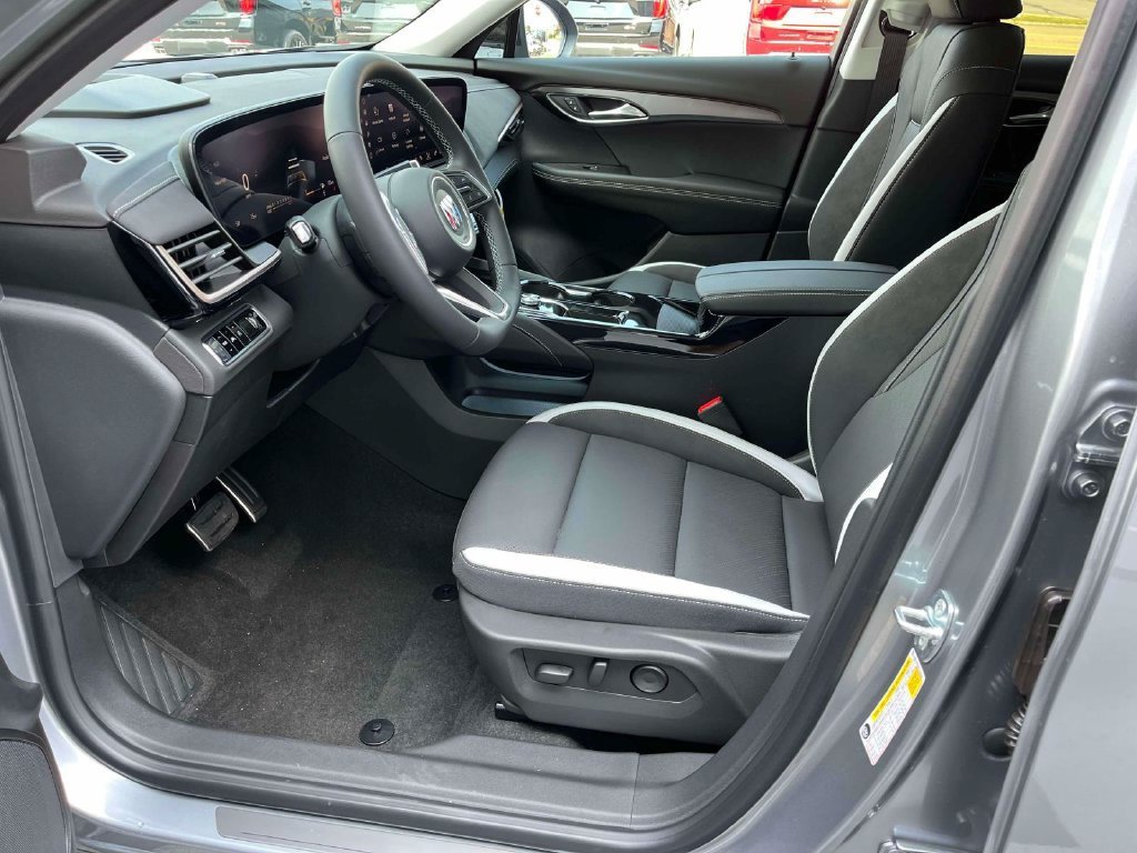 2026 Buick Envision Sport Touring - Photo 23