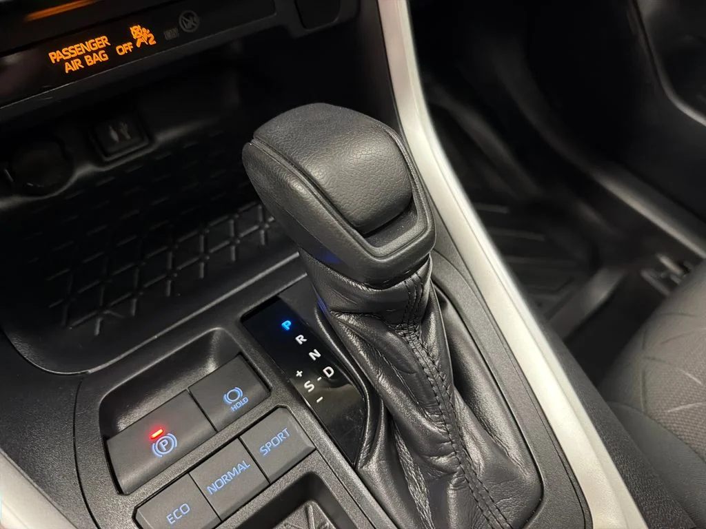 Certified Used 2019 White Toyota XLE image 28