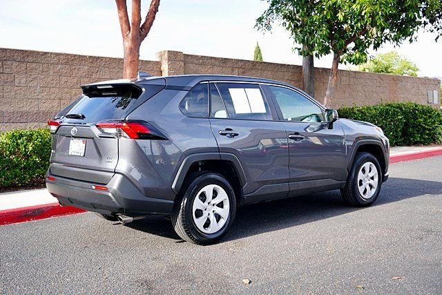 Used 2025 Gray Toyota LE image 7
