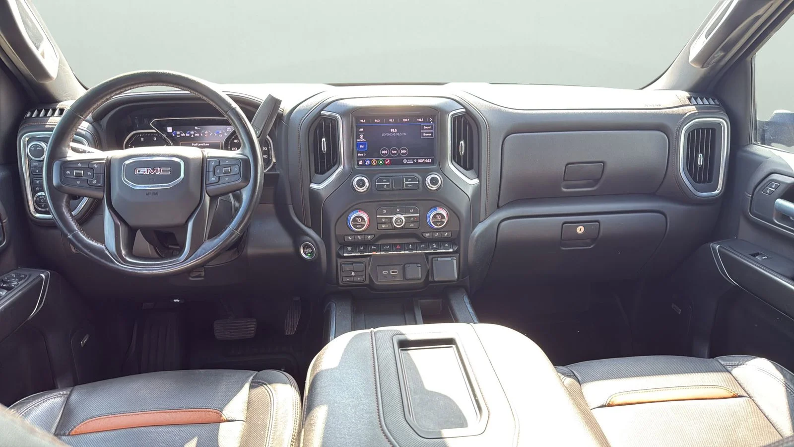Used 2022 Black GMC AT4 image 19