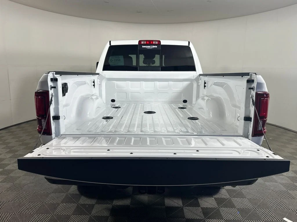 New 2026 Bright White Clear-Coat Exterior Paint RAM Big Horn image 10