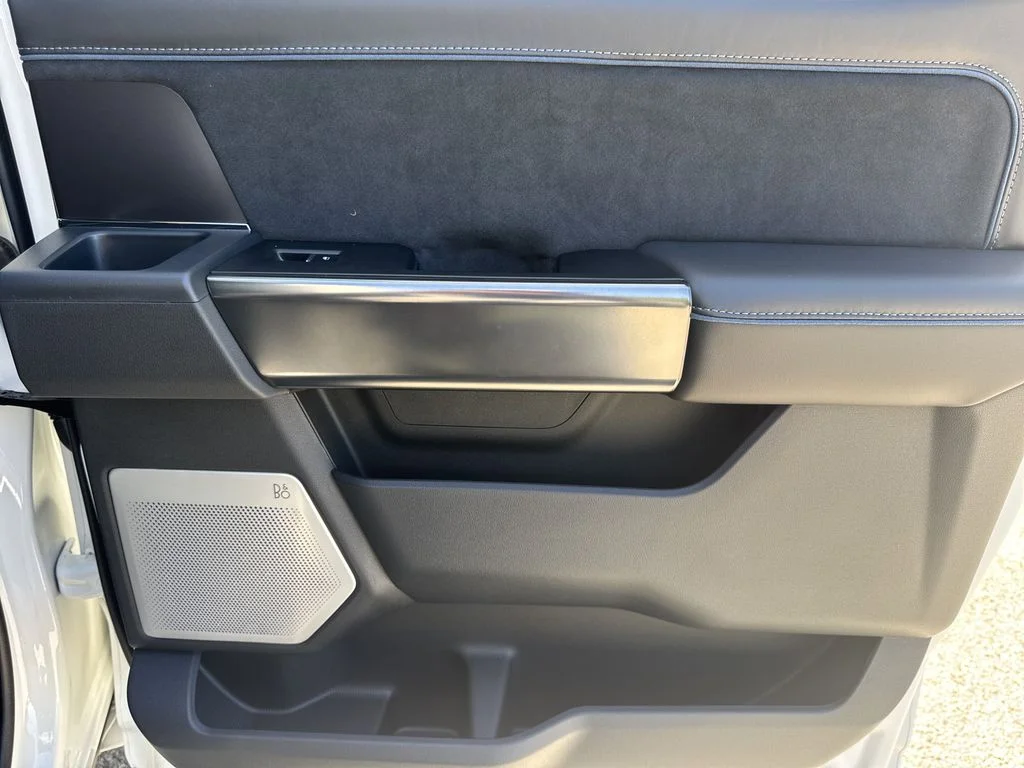New 2026 Star White Metallic Tri-Coat Ford Platinum image 16
