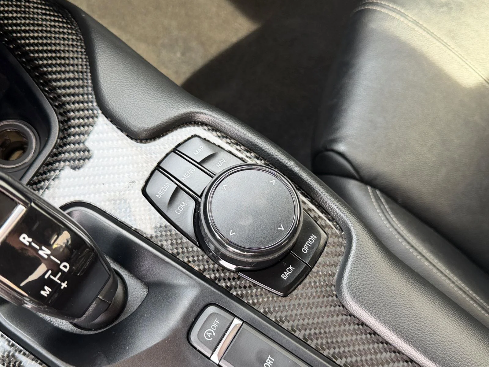 Used 2021  Toyota 3.0 Premium image 47