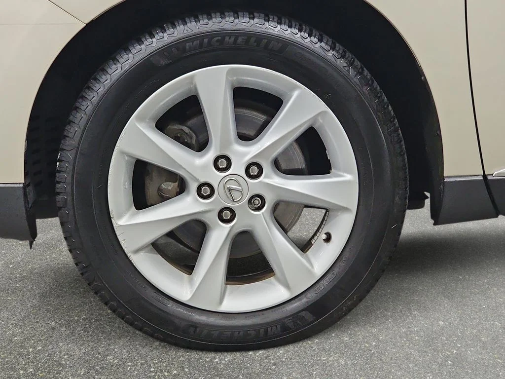 Used 2012 Beige Lexus 350 image 33