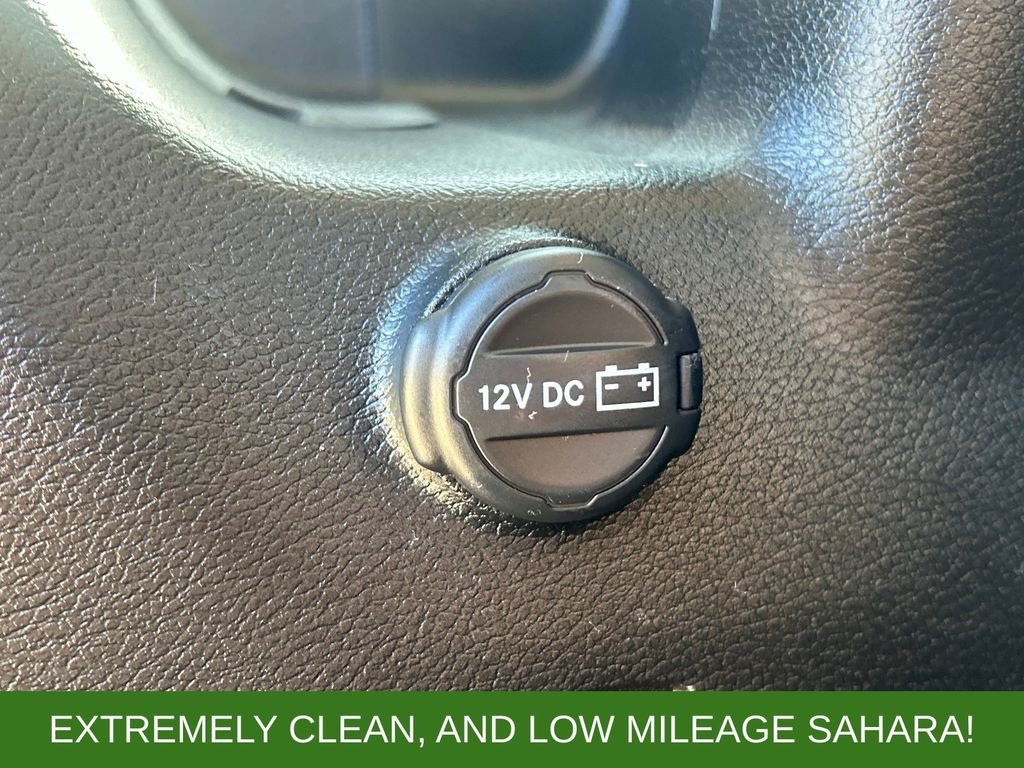 Used 2022 Black Jeep Unlimited Sahara image 12