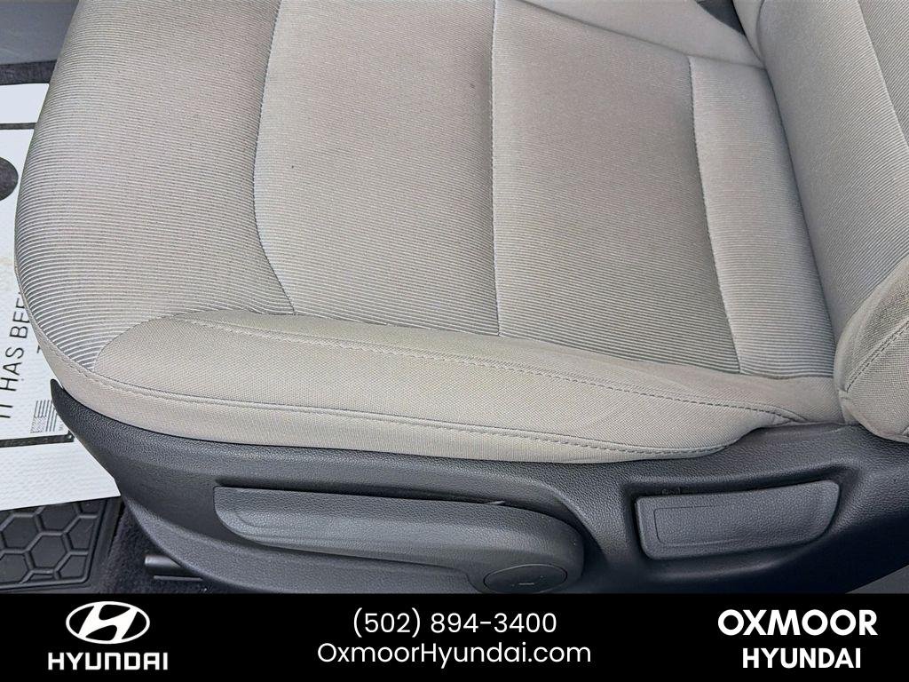 2017 Hyundai Elantra SE - Photo 17
