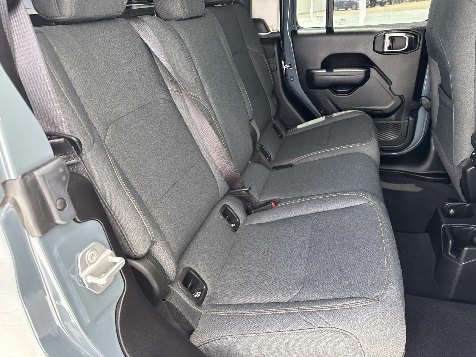 Used 2025 Anvil Clearcoat Jeep Nighthawk image 9