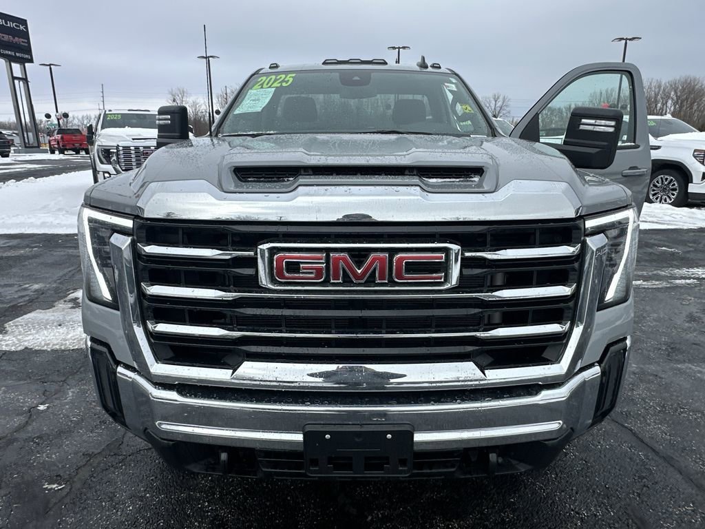 2025 GMC SIERRA HD - Image 22