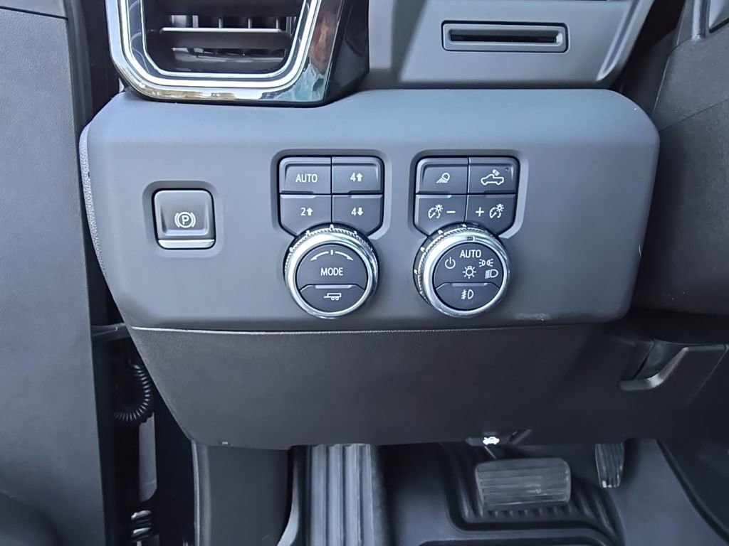 2025 GMC Sierra 3500HD Denali - Photo 23