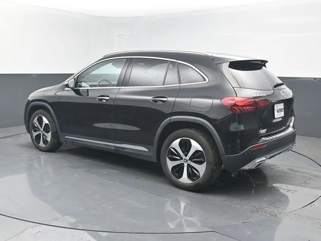 Used 2025 Black Mercedes-Benz GLA 250 image 3