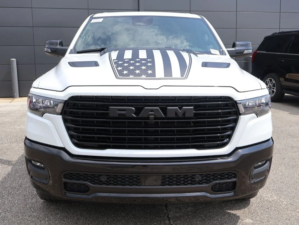 New 2026 Bright White Clear-Coat Exterior Paint RAM Laramie image 7