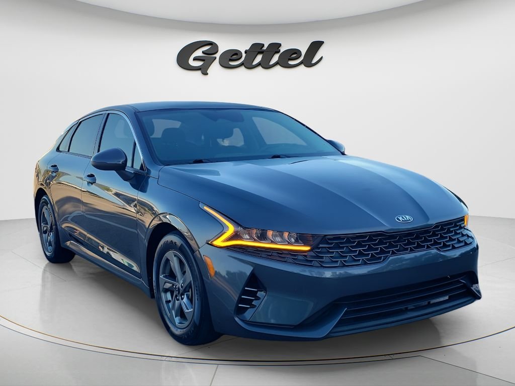 Used 2021 Gray Kia LXS image 3