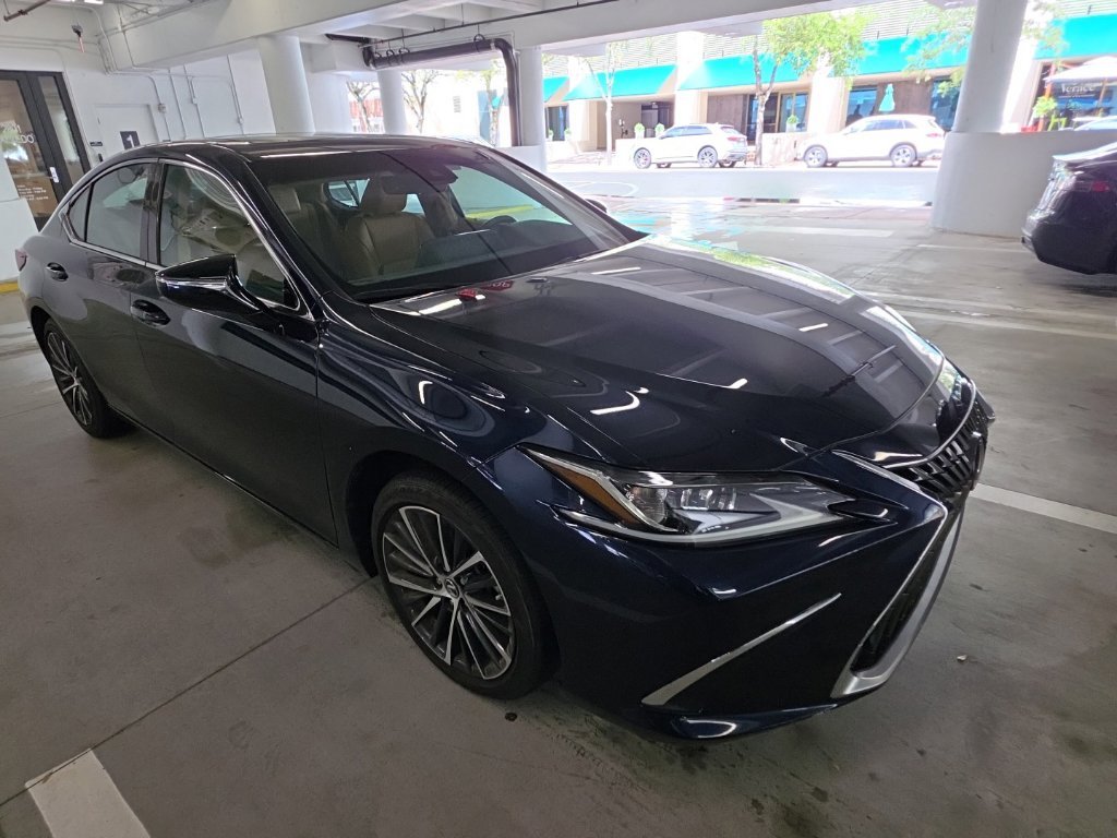 2024 Lexus ES