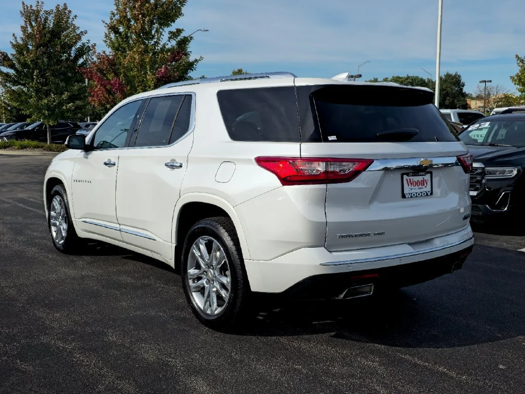 2019 Chevrolet Traverse High Country - Photo 10