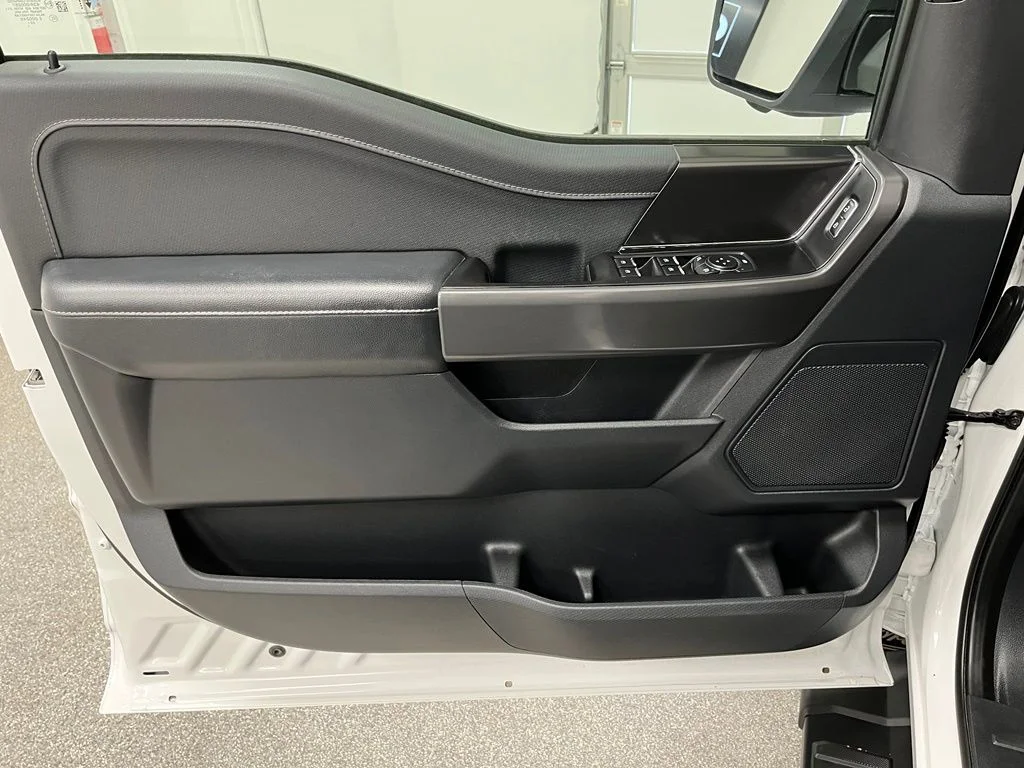 Used 2024 White Ford XLT image 23