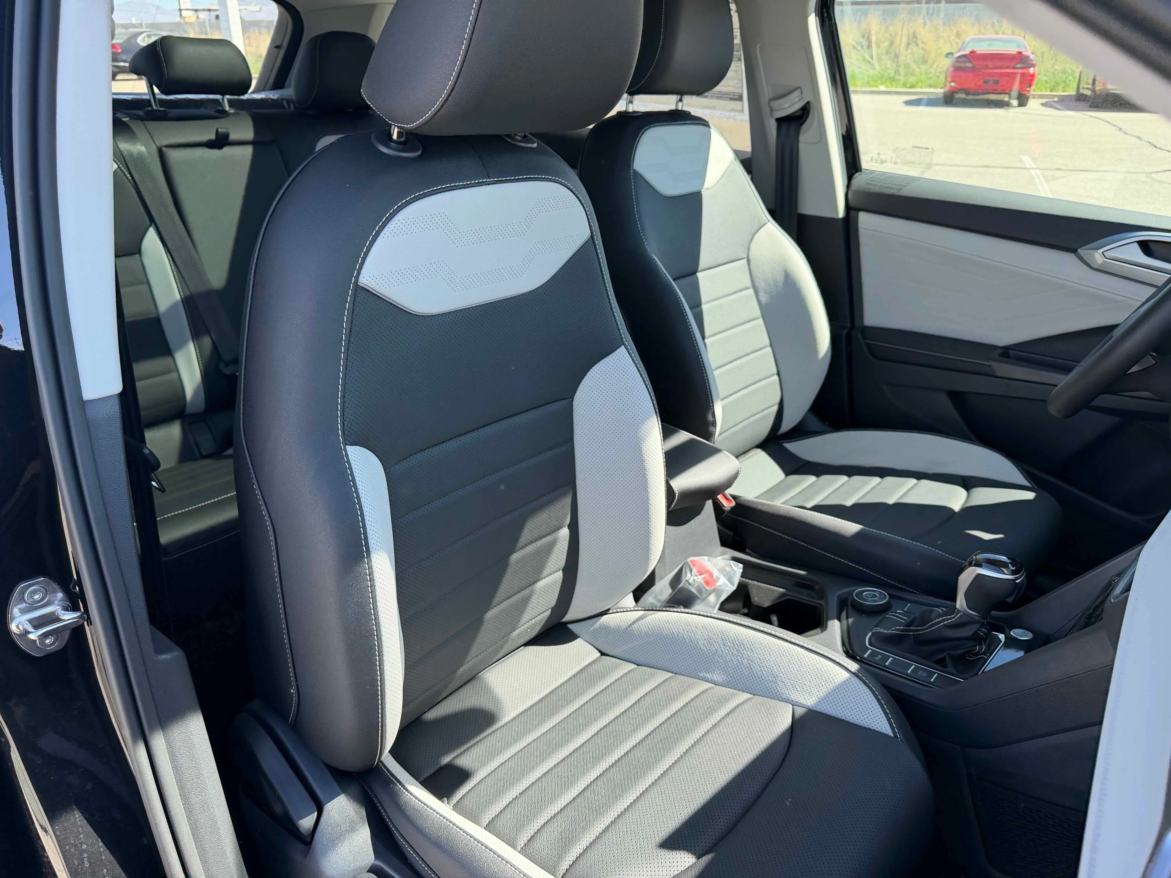 New 2026 Deep Black Volkswagen SEL image 30