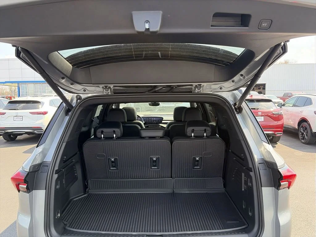 New 2026 Moonstone Gray Metallic Buick Preferred image 30
