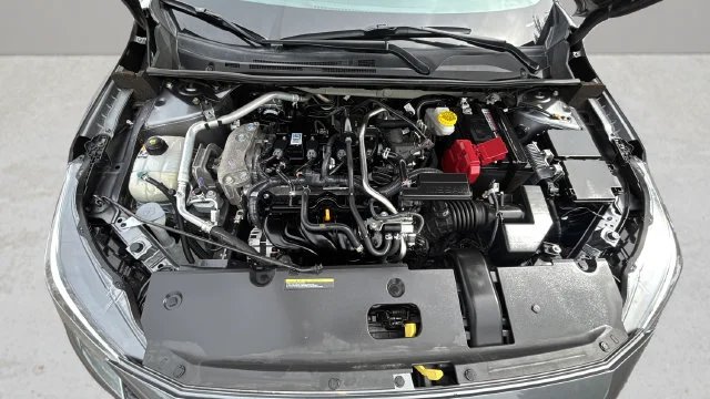 Used 2025 Gray Nissan SR image 32