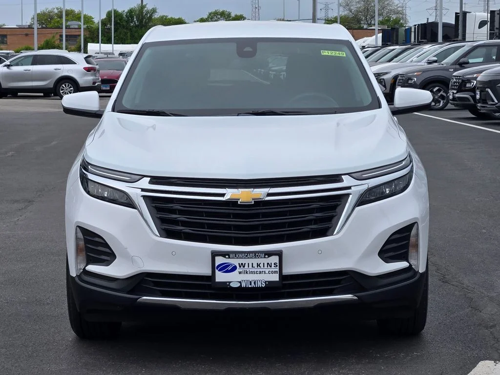 Used 2024 White Chevrolet LT image 3