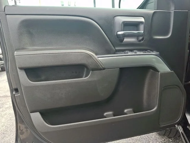 Used 2018 Black Chevrolet LT image 12